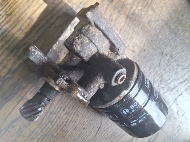 bontott FORD FIESTA IV Olajszivattyú