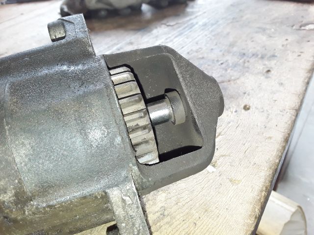 bontott FORD FIESTA IV Önindító