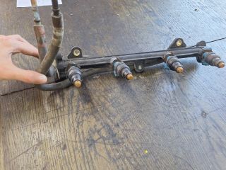 bontott FORD FIESTA IV Porlasztó Sor / Híd