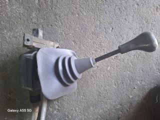 bontott FORD FIESTA IV Váltó Kulissza