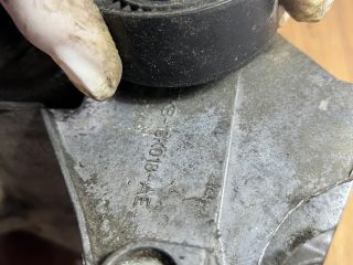 bontott FORD FIESTA IV Szíjfeszítő Görgő