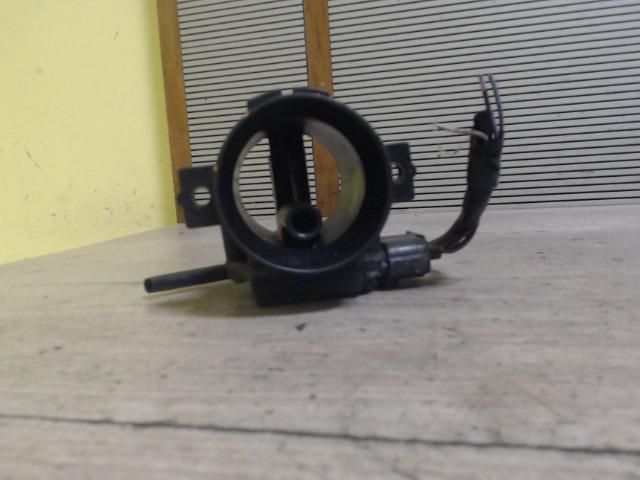 bontott FORD FIESTA IV Légtömegmérő