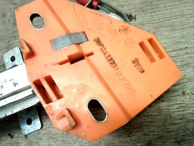 bontott FORD FIESTA IV Bal első Ablakemelő Szerkezet (Elektromos)