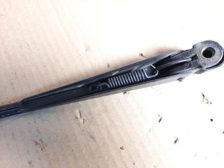 bontott FORD FIESTA IV Bal első Ablaktörlő Kar