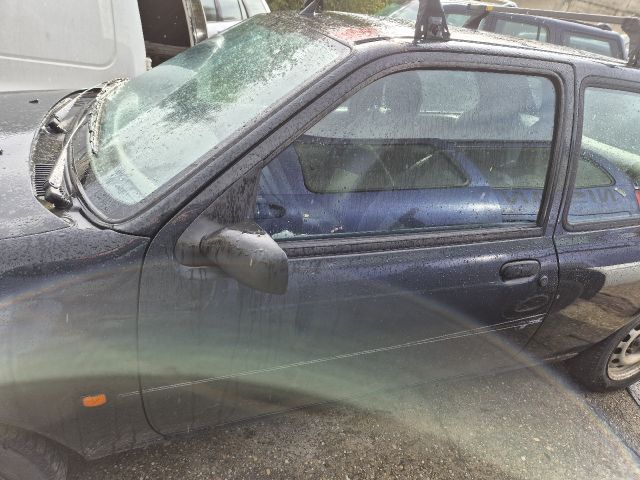 bontott FORD FIESTA IV Bal első Ajtó (Részeivel)