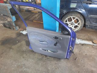 bontott FORD FIESTA IV Bal első Ajtó (Részeivel)