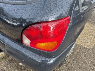 bontott FORD FIESTA IV Bal első Ajtó (Részeivel)