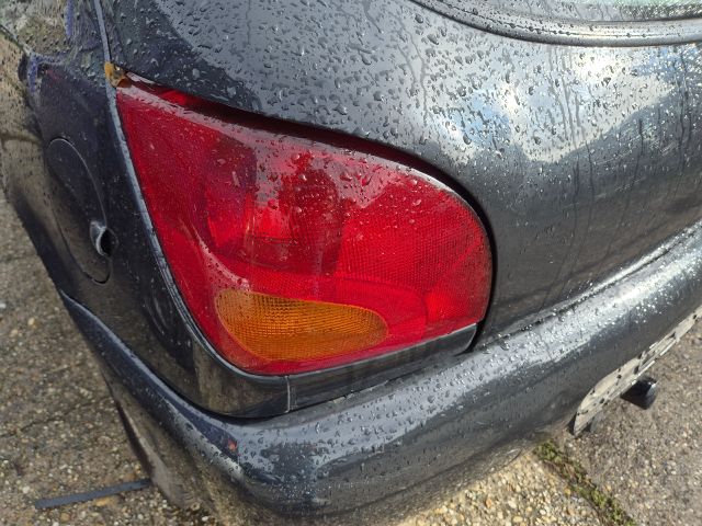 bontott FORD FIESTA IV Bal első Ajtó (Részeivel)