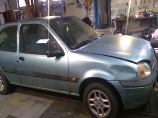 bontott FORD FIESTA IV Bal első Ajtó (Üres lemez)