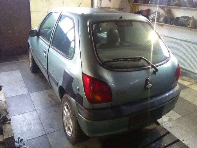 bontott FORD FIESTA IV Bal első Ajtó (Üres lemez)