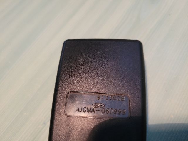 bontott FORD FIESTA IV Bal első Övfeszítő