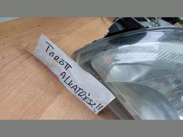 bontott FORD FIESTA IV Bal Fényszóró