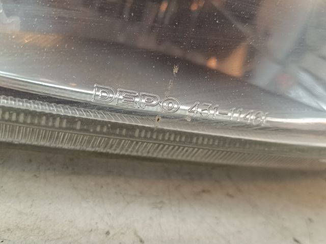 bontott FORD FIESTA IV Bal Fényszóró