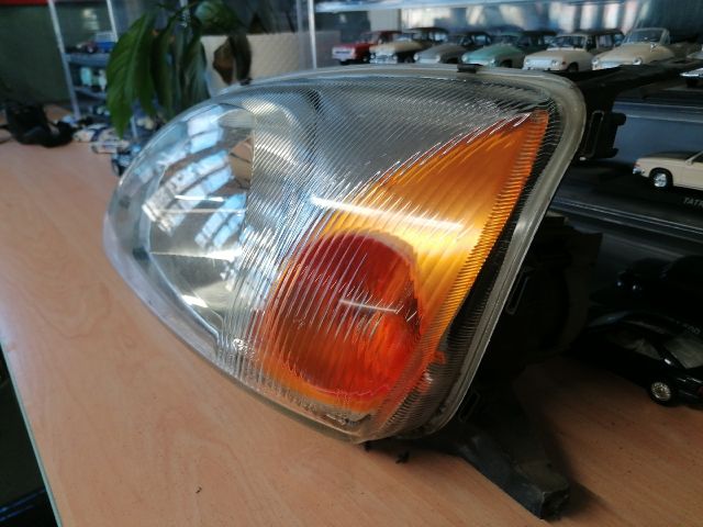 bontott FORD FIESTA IV Bal Fényszóró