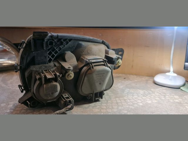 bontott FORD FIESTA IV Bal Fényszóró