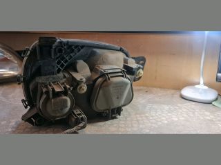 bontott FORD FIESTA IV Bal Fényszóró