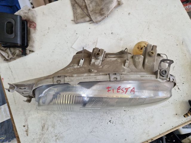 bontott FORD FIESTA IV Bal Fényszóró