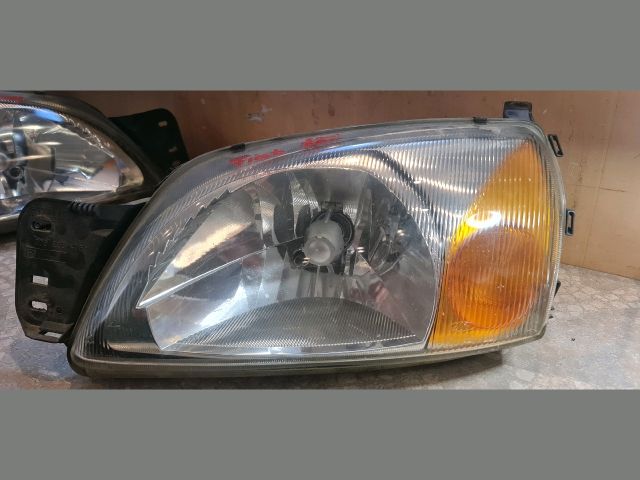 bontott FORD FIESTA IV Bal Fényszóró