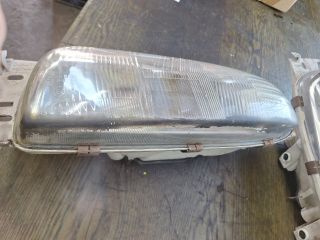 bontott FORD FIESTA IV Bal Fényszóró