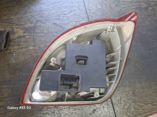 bontott FORD FIESTA IV Bal Hátsó Lámpa