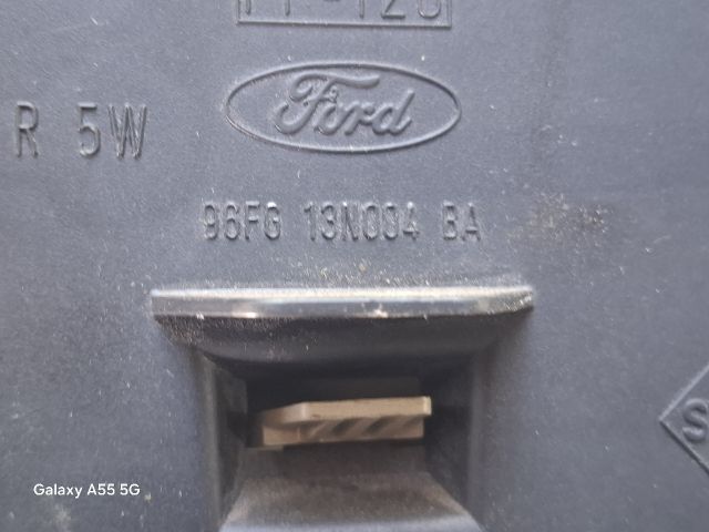 bontott FORD FIESTA IV Bal Hátsó Lámpa