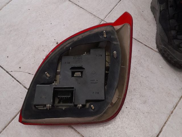 bontott FORD FIESTA IV Bal Külső Hátsó Lámpa