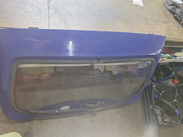 bontott FORD FIESTA IV Csomagtérajtó (Részeivel)