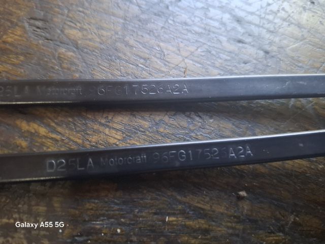 bontott FORD FIESTA IV Első Ablaktörlő Kar