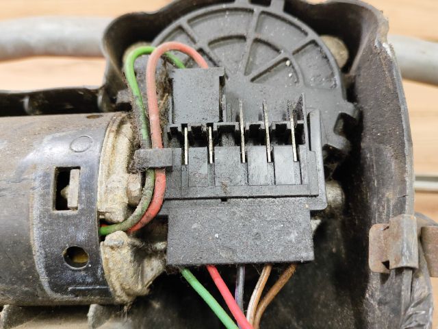 bontott FORD FIESTA IV Első Ablaktörlő Szerkezet Motorral