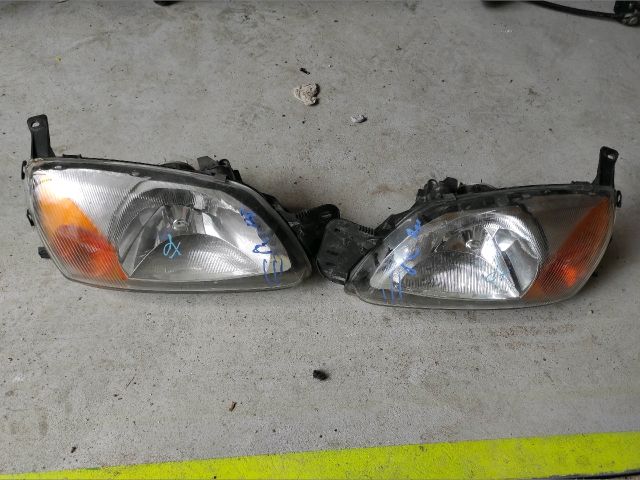 bontott FORD FIESTA IV Fényszóró Pár