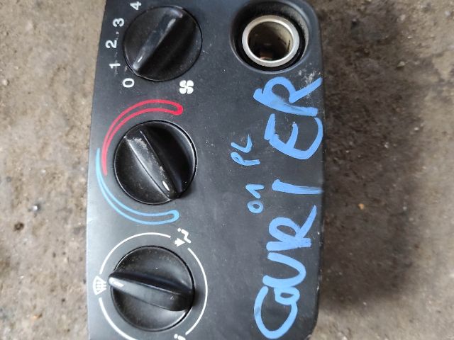 bontott FORD FIESTA IV Fűtéskapcsoló (Nem klímás)