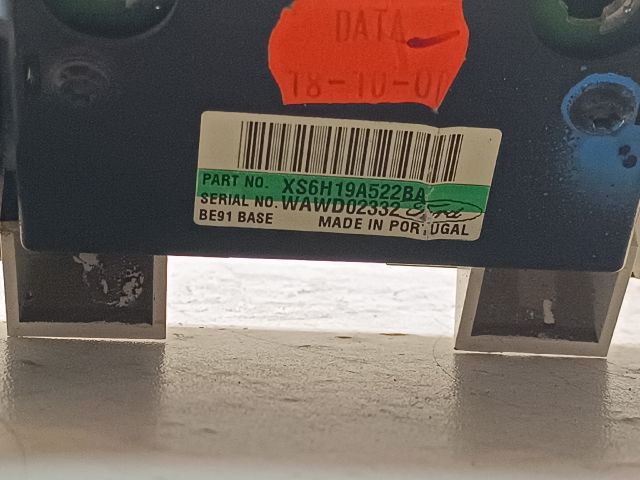 bontott FORD FIESTA IV Fűtéskapcsoló (Nem klímás)