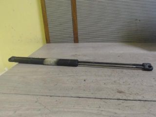 bontott FORD FIESTA IV Gázrugós Kitámasztó Teleszkóp Pár Csomagtérajtó