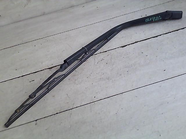 bontott FORD FIESTA IV Hátsó Ablaktörlő Kar