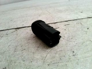 bontott FORD FIESTA IV Hátsó Ködzárófény Kapcsoló