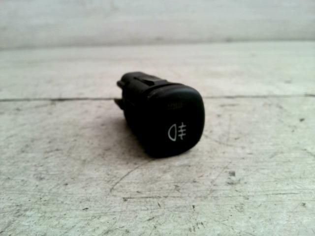 bontott FORD FIESTA IV Hátsó Ködzárófény Kapcsoló