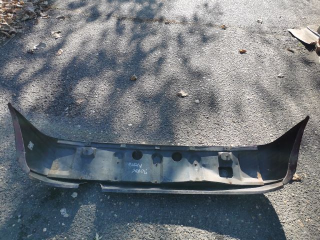 bontott FORD FIESTA IV Hátsó Lökhárító (Részeivel)