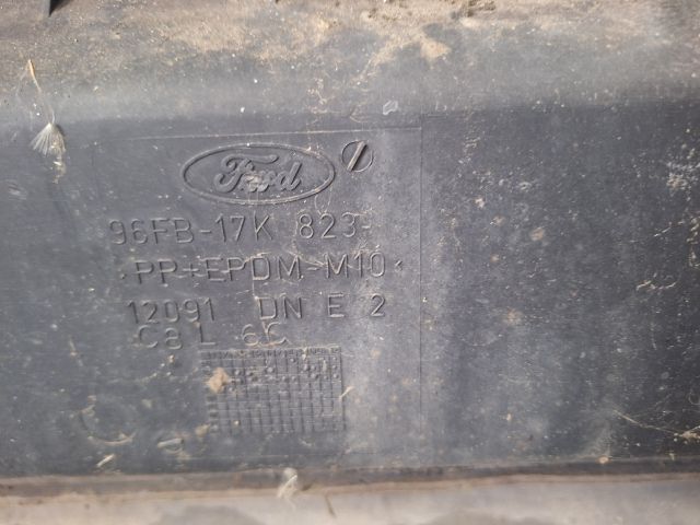 bontott FORD FIESTA IV Hátsó Lökhárító (Részeivel)