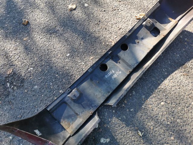 bontott FORD FIESTA IV Hátsó Lökhárító (Részeivel)