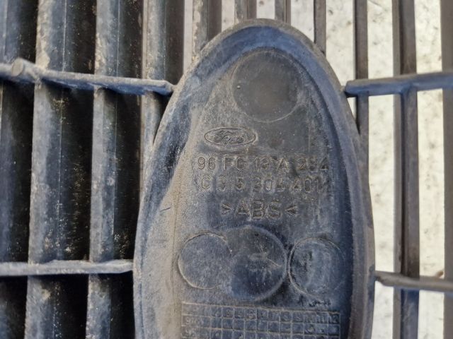 bontott FORD FIESTA IV Hűtőrács