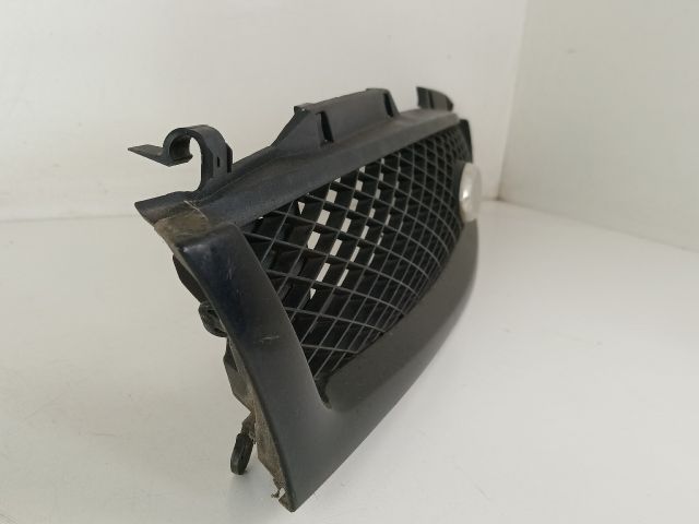 bontott FORD FIESTA IV Hűtőrács