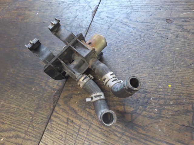 bontott FORD FIESTA IV Hűtővíz Szintjelző