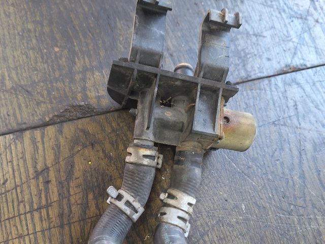 bontott FORD FIESTA IV Hűtővíz Szintjelző