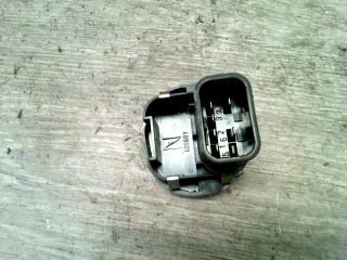 bontott FORD FIESTA IV Jobb első Ablakemelő Kapcsoló