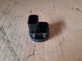 bontott FORD FIESTA IV Jobb első Ablakemelő Kapcsoló