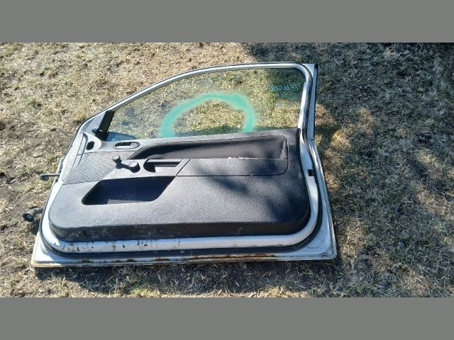 bontott FORD FIESTA IV Jobb első Ajtó (Részeivel)