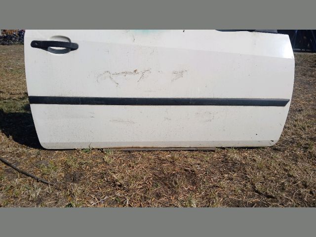 bontott FORD FIESTA IV Jobb első Ajtó (Részeivel)