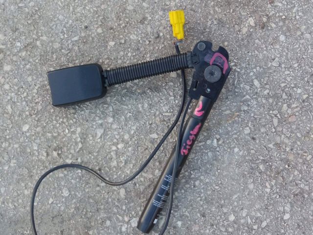 bontott FORD FIESTA IV Jobb első Biztonsági Öv Csat