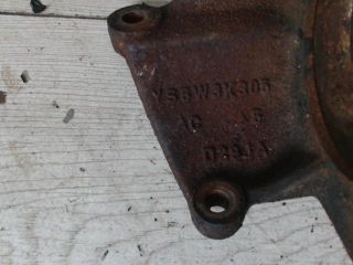 bontott FORD FIESTA IV Jobb első Féltengely Tartó