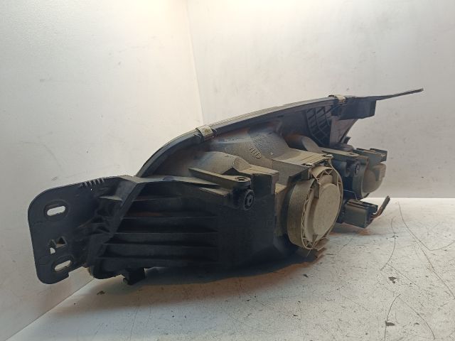 bontott FORD FIESTA IV Jobb Fényszóró